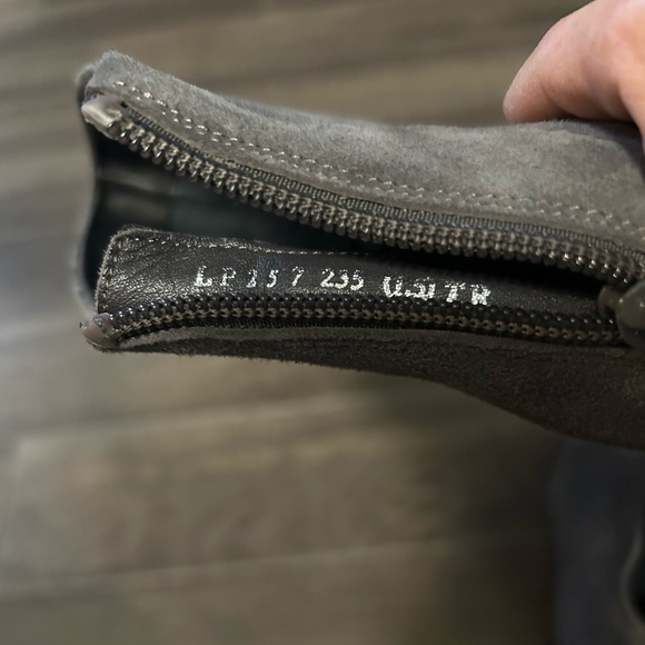 Millie’s suede boots - Picture 11 of 15